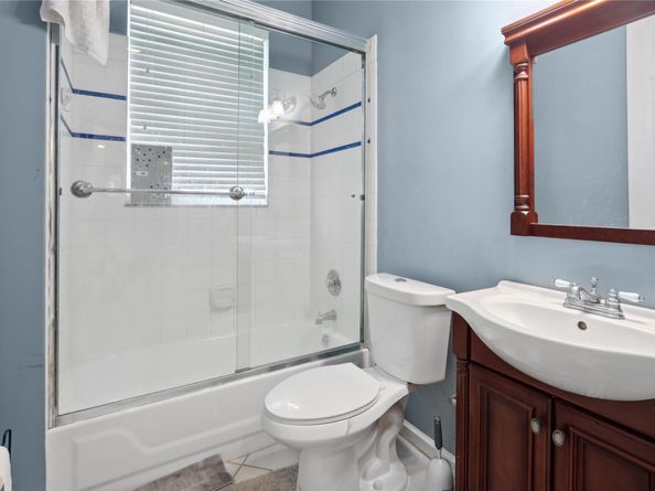 4964 NW 108th Ter, Coral Springs FL 33076