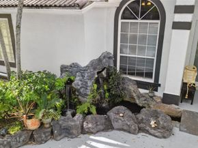 4964 NW 108th Ter, Coral Springs FL 33076