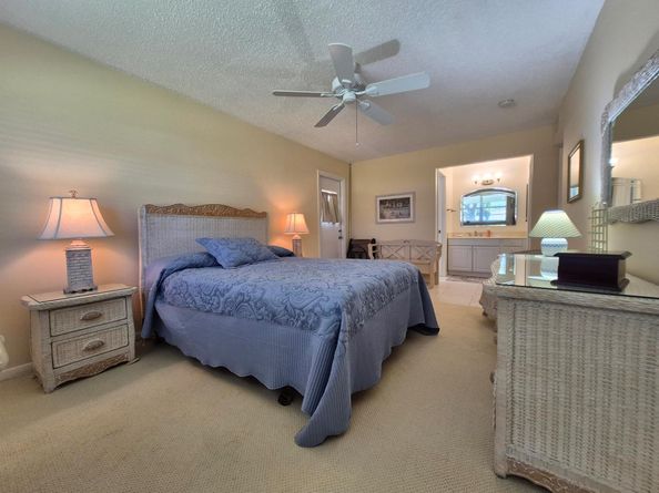 910 South Drive A, Delray Beach FL 33445