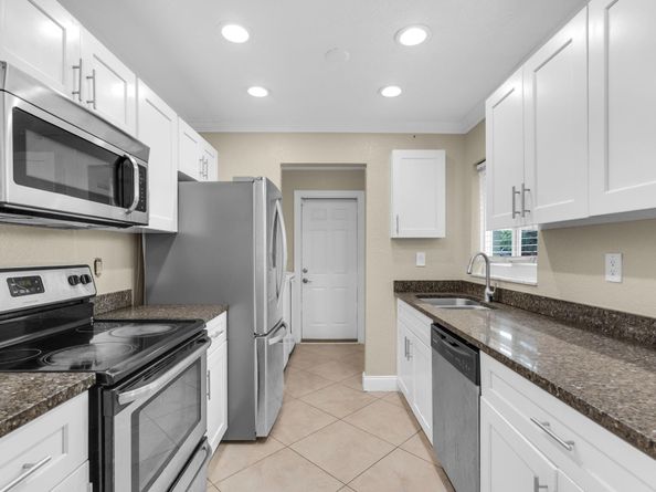 3981 NW 81st Terrace, Coral Springs FL 33065
