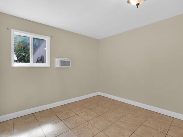 3981 NW 81st Terrace, Coral Springs FL 33065