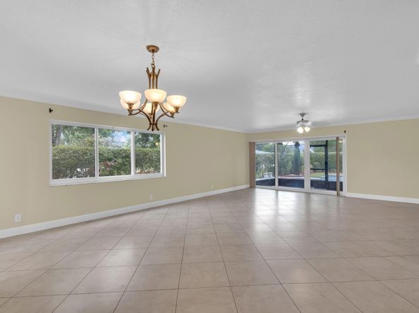 3981 NW 81st Terrace, Coral Springs FL 33065