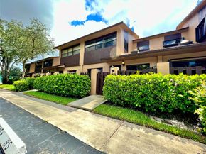 7750 NW 79th Ave H5, Tamarac FL 33321