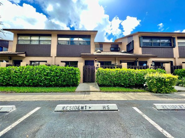 7750 NW 79th Ave H5, Tamarac FL 33321