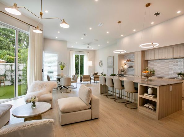 126 Sunset Cove Lane, Palm Beach Gardens FL 33418
