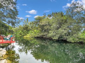 2011 N 31st Ave, Hollywood FL 33021