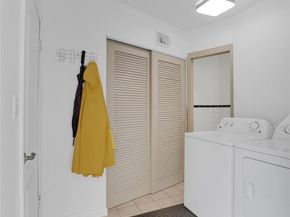 2011 N 31st Ave, Hollywood FL 33021