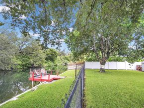 2011 N 31st Ave, Hollywood FL 33021