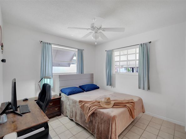 2011 N 31st Ave, Hollywood FL 33021