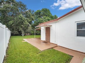 2011 N 31st Ave, Hollywood FL 33021