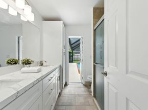 1041 Amherst Ave, Davie FL 33325