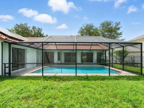 1041 Amherst Ave, Davie FL 33325
