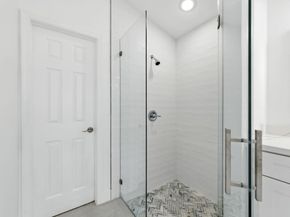 1041 Amherst Ave, Davie FL 33325