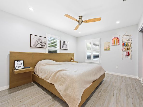 230 SW 12 Ave, Fort Lauderdale FL 33312
