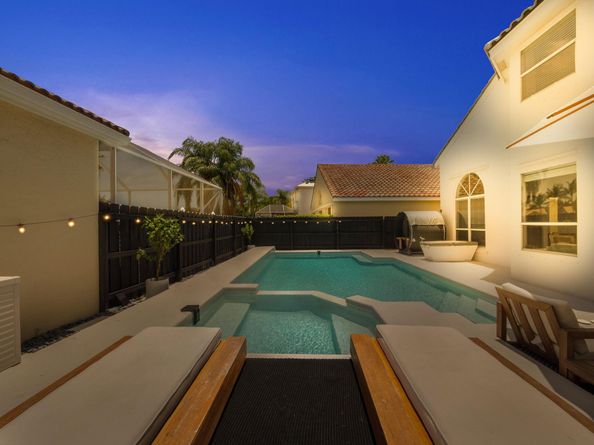 6017 Newport Village Way, Lake Worth FL 33463