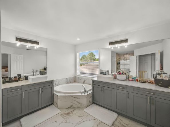 6017 Newport Village Way, Lake Worth FL 33463