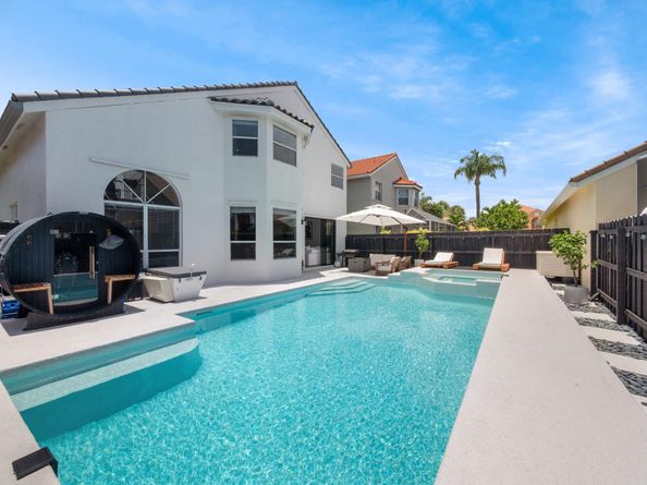 6017 Newport Village Way, Lake Worth FL 33463