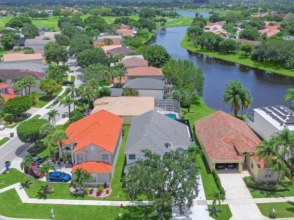 6017 Newport Village Way, Lake Worth FL 33463