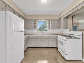 4451 NE 17th Ave, Oakland Park FL 33334