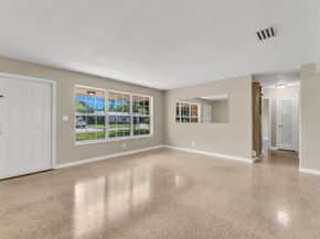 4451 NE 17th Ave, Oakland Park FL 33334