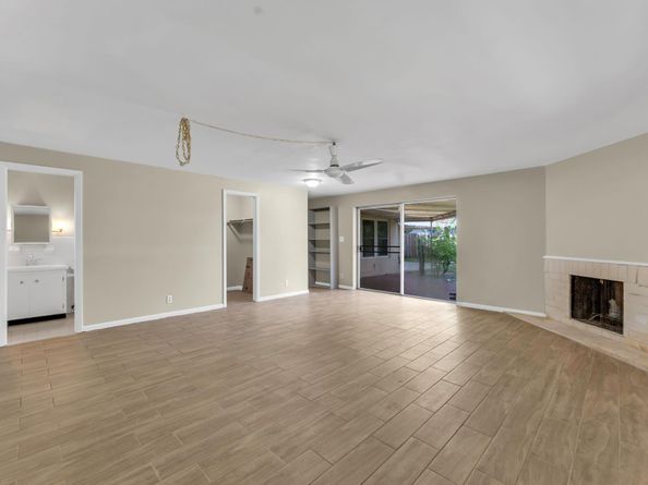 4451 NE 17th Ave, Oakland Park FL 33334