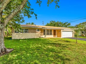 4451 NE 17th Ave, Oakland Park FL 33334