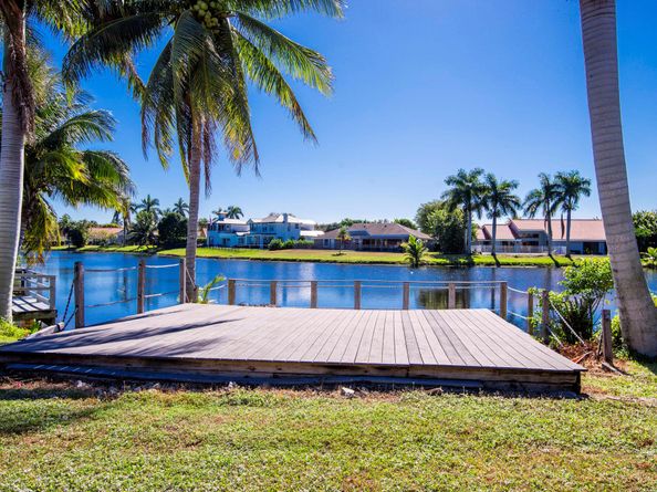 12820 Leeds Court, Wellington FL 33414