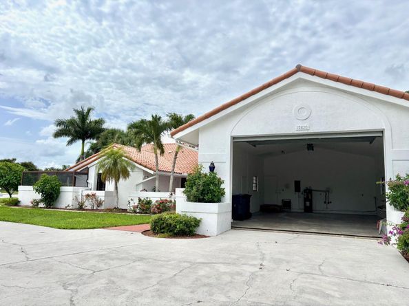 12820 Leeds Court, Wellington FL 33414