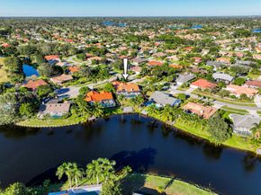 12820 Leeds Court, Wellington FL 33414
