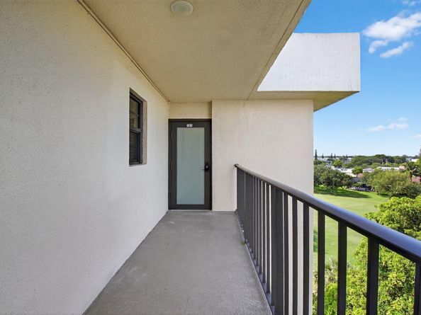 2430 Deer Creek Country Club Boulevard 7012, Deerfield Beach FL 33442