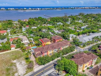 530 S Federal Highway