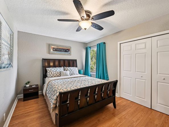 640 SW 167th Way, Pembroke Pines FL 33027