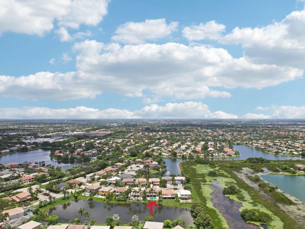 640 SW 167th Way, Pembroke Pines FL 33027