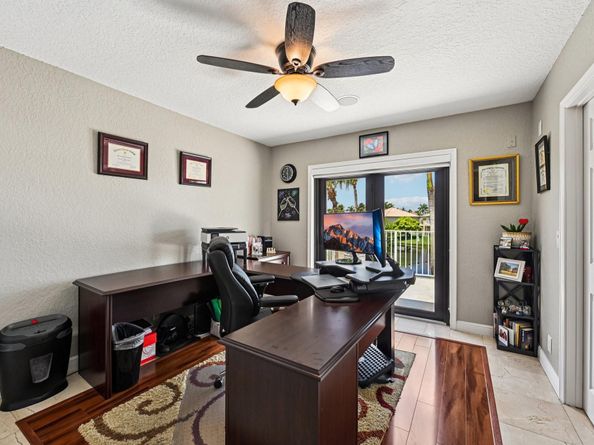 640 SW 167th Way, Pembroke Pines FL 33027
