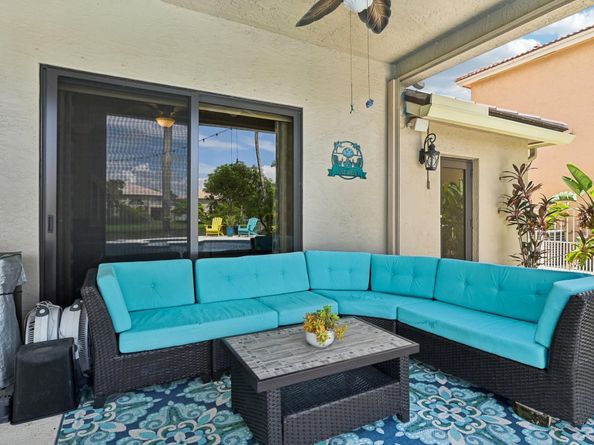 640 SW 167th Way, Pembroke Pines FL 33027
