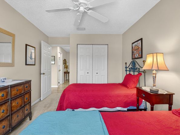 7381 Chesapeake Circle, Boynton Beach FL 33436