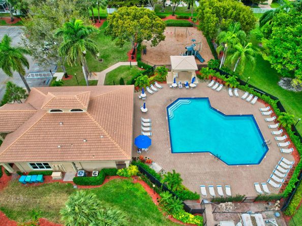 7381 Chesapeake Circle, Boynton Beach FL 33436