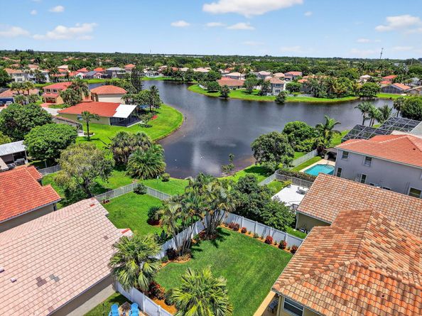 7381 Chesapeake Circle, Boynton Beach FL 33436