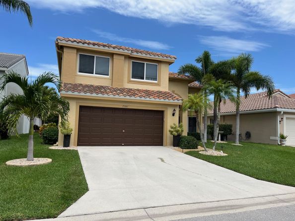 7381 Chesapeake Circle, Boynton Beach FL 33436