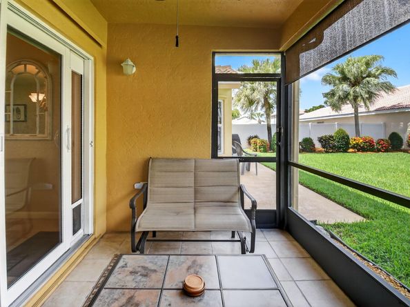 7381 Chesapeake Circle, Boynton Beach FL 33436