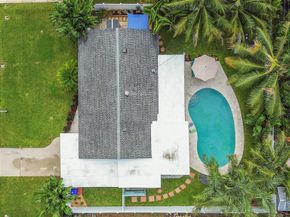 232 SW 13th St, Pompano Beach FL 33060
