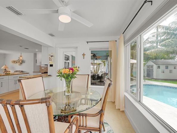 232 SW 13th St, Pompano Beach FL 33060