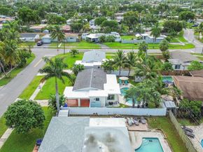 232 SW 13th St, Pompano Beach FL 33060