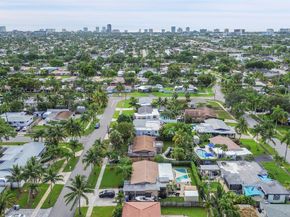 232 SW 13th St, Pompano Beach FL 33060