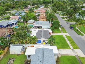 232 SW 13th St, Pompano Beach FL 33060