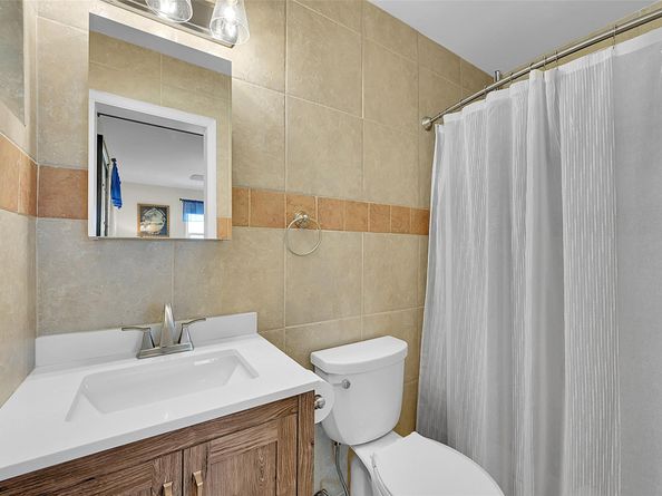 232 SW 13th St, Pompano Beach FL 33060