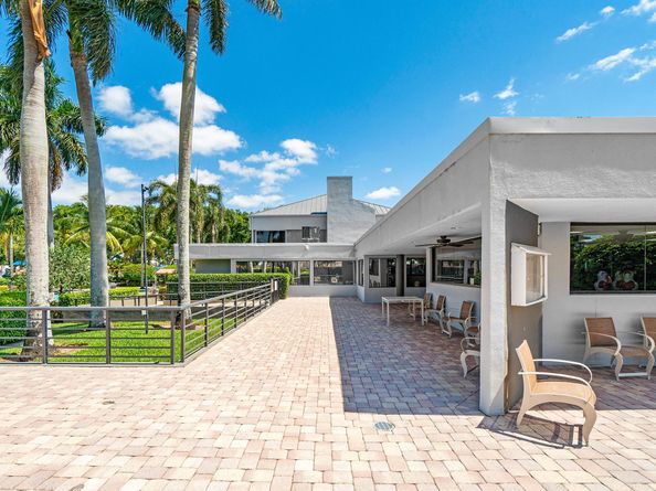 17081 Newport Club Drive, Boca Raton FL 33496