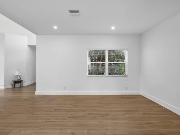 17081 Newport Club Drive, Boca Raton FL 33496