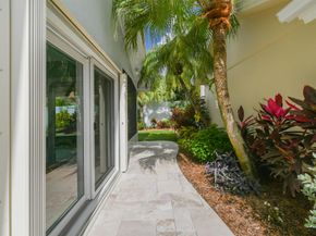 438 River Edge Road, Jupiter FL 33477