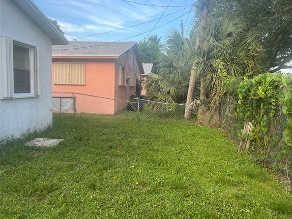 6332-6334 Polk St, Hollywood FL 33024
